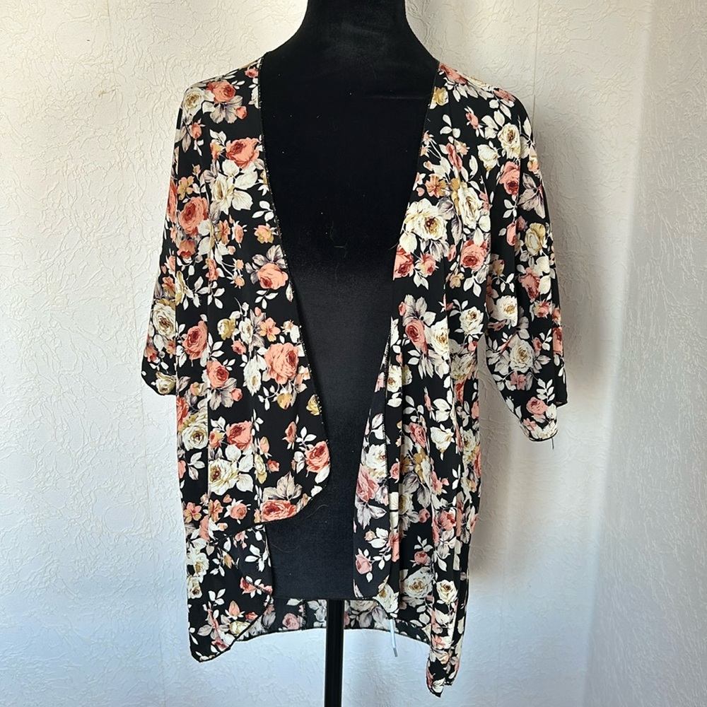 Lularoe Bianka Coverup